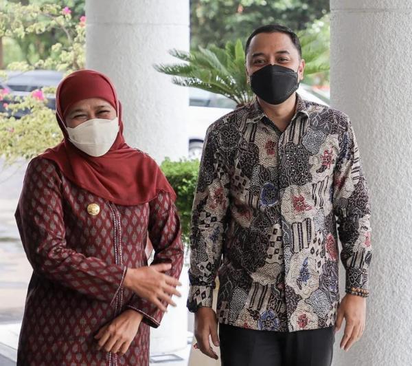 Khofifah Disambut Hangat Pedagang Pasar Surabaya: "Kita Bergerak Bersama Memajukan Jatim"
