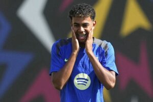 Yamal Cedera Lagi, Barcelona Khawatir?