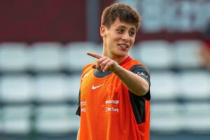 Ancelotti Tak Mau Mainkan Guler di Tengah, Alasannya Mengejutkan!