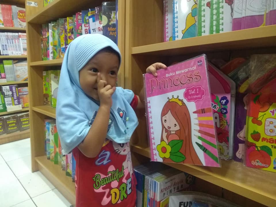 Beli Buku Anak di Sekolah Rp200 Ribu, Ternyata Cuma Rp25 Ribu di Online!