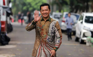 Wah! Gaji Wamenpora Taufik Hidayat Bikin Melongo!