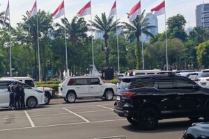 Maung Garuda Antar Prabowo ke Istana!