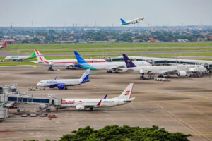 Mau Pilih Kursi di Pesawat Garuda? Siap-Siap Kantongi Uang Tambahan!