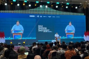 Prabowo Blak-blakan: Hilirisasi Kunci Bangkitnya Indonesia, Subsidi BBM Bakal Diubah Jadi BLT!