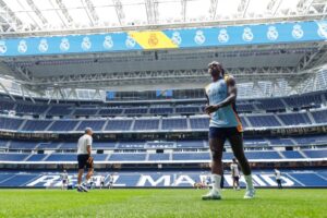 Vini Layak Raih Ballon d'Or! Neymar Beri Dukungan