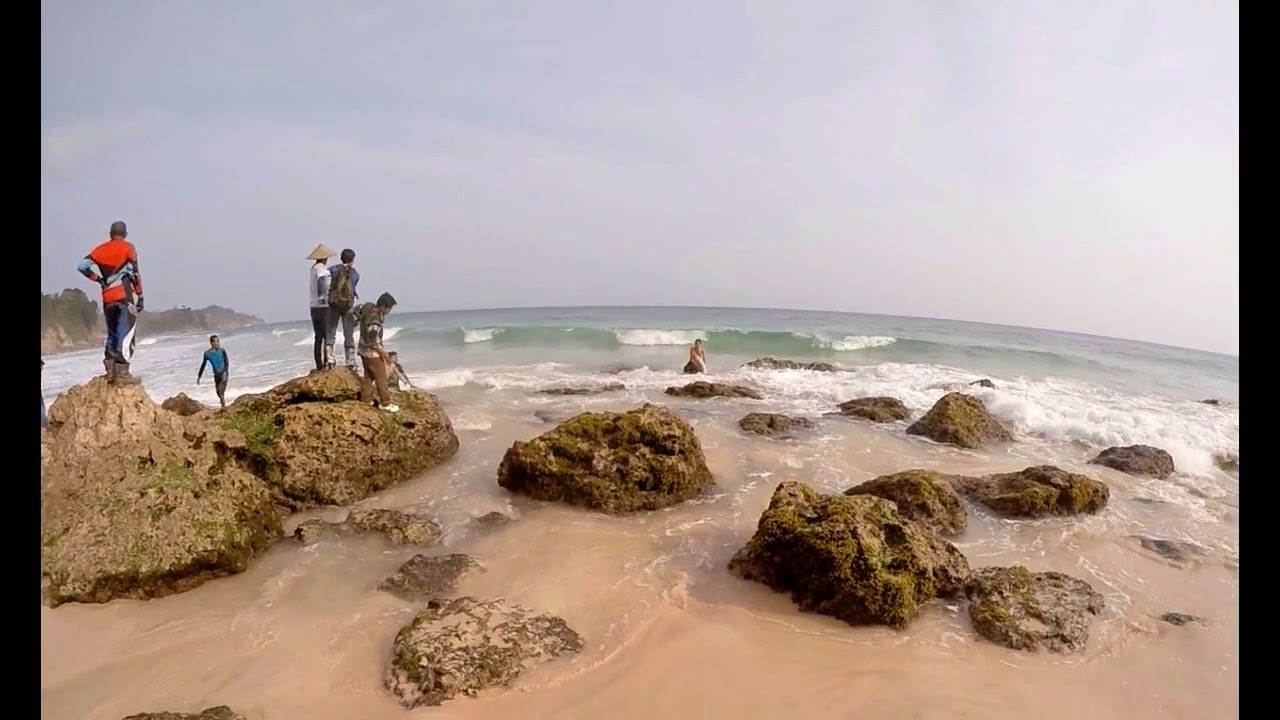 Waspada! Pantai Tulungagung Berdarah, 13 Wisatawan Tewas Tenggelam
