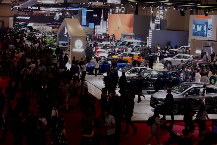 GIIAS 2025 Pindah Lokasi? ICE BSD Kecempungan!