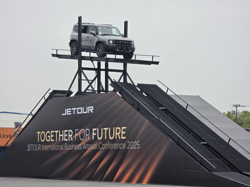 Jetour T1 & T2: Petualangan Ekstrem, Nyamannya Bikin Nagih! 1 Jetour T1 & T2: Petualangan Ekstrem, Nyamannya Bikin Nagih!