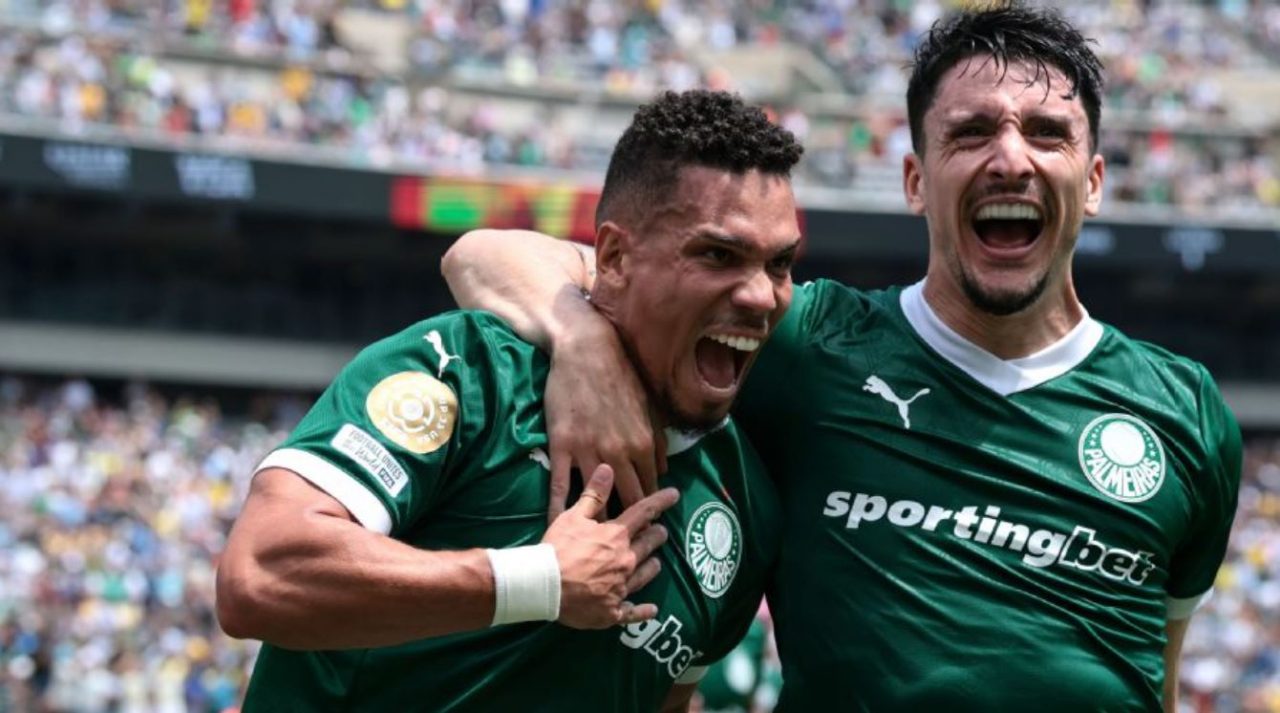 Dramatis! Paulinho Jadi Pahlawan Palmeiras
