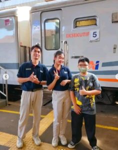Rahasia Gajimu Terungkap! Segini Penghasilan Pramugari KAI!