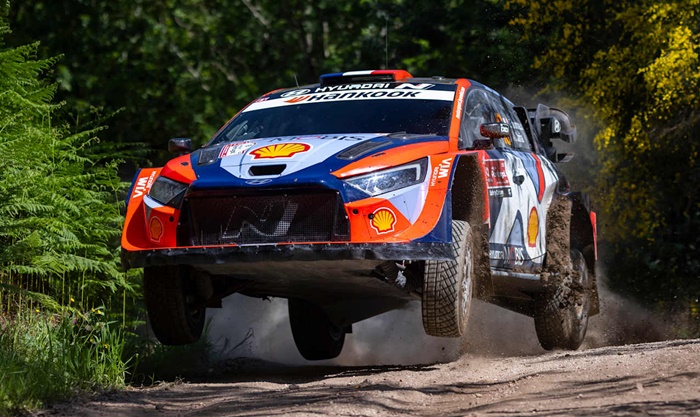 Perang WRC Memanas! Hyundai Siap Gebrak Sirkuit dengan 4 Mobil!