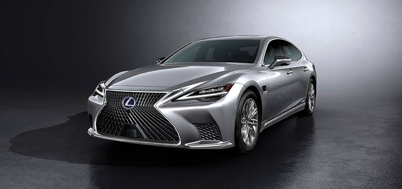 Lexus Incar Pasar China: Pabrik Raksasa EV Segera Terbangun!