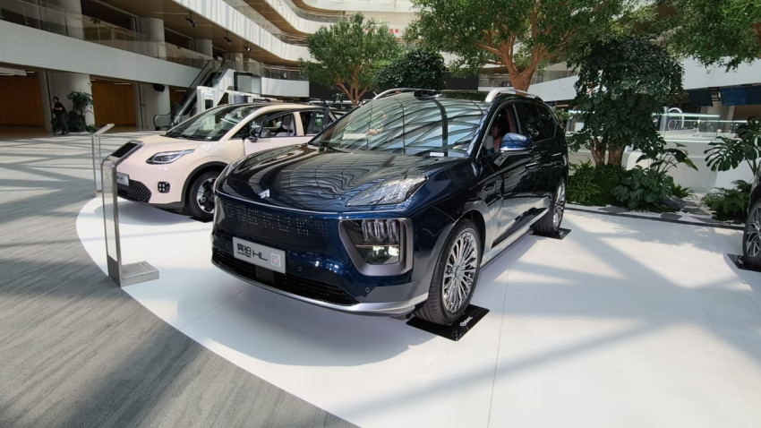 Rahasia Harga Mobil Listrik China yang Bikin Melongo!