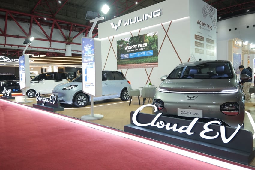 Wuling Bagi-Bagi Cuan di Jakarta Fair: Ultah Mewah atau Strategi Perang Harga?