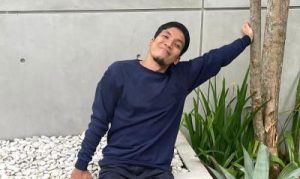 Kecelakaan Desta, Rahasia Kekayaan Presenter Kondang Terungkap!