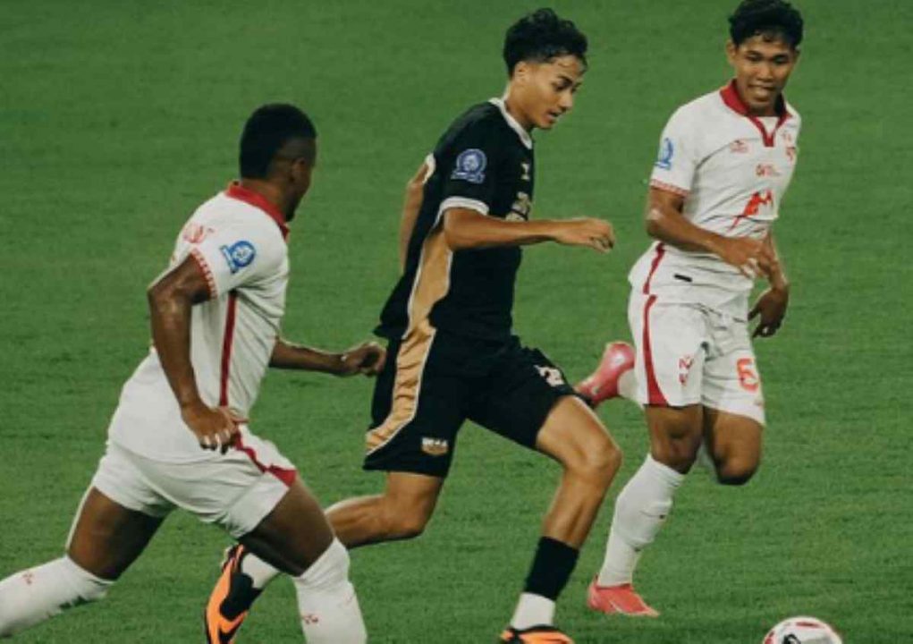 Kekalahan Telak Dewa United di Kandang Baru!