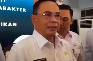 Heboh! Gajinya Segini, Bupati Pati Didesak Mundur!