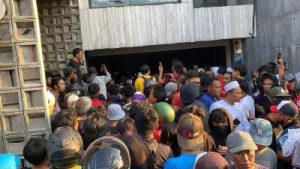 Rumah Mewah Politisi Dirampok, Koleksi Patung Iron Man Hilang!