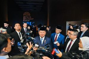 Prabowo Bidik APBN Tanpa Defisit 2027: Mungkinkah? Ini Kuncinya!