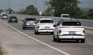 Mobil Listrik Bukan Sekadar Hype, Ini Trik Gaet Generasi Mapan!