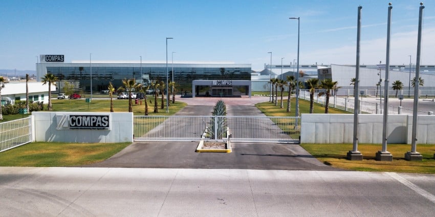 Nissan & Mercedes Tutup Pabrik Patungan! Ada Apa? 1 Nissan & Mercedes Tutup Pabrik Patungan! Ada Apa?