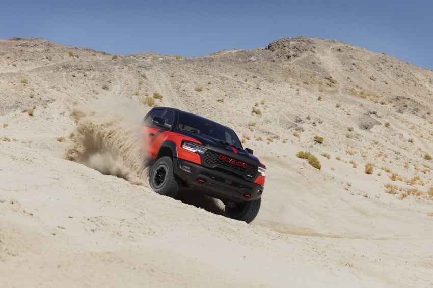 Truk Terganas Dunia Bangkit: Ram TRX 2027 V8 777 HP!