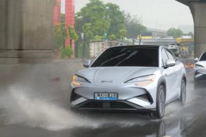 geliat ev menguat byd bidik peran strategis di pasar indonesia hui