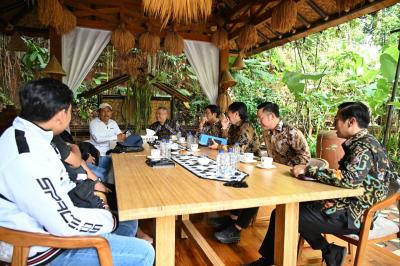 Wartakini 4 Jabar Siaga Penuh! Menhub & Gubernur Bongkar Titik Macet Mudik 2026