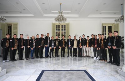 Wapres Gibran: Pengusaha Wajib Rangkul UMKM, Ekonomi Rakyat Siap Meroket!