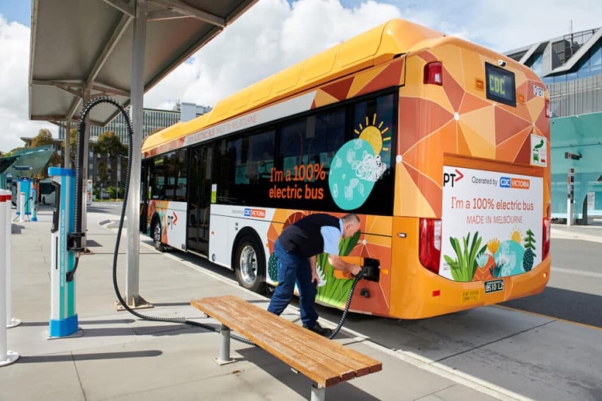 Wartakini 5 BBM Mencekik, Warga Australia Kini Naik Angkutan Gratis!