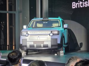 Freelander 8: Inggris Mewah, China Canggih, Siap Dominasi?