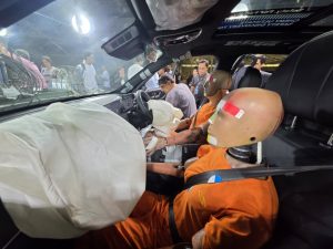 masuk ruang tabrak chery di wuhu tiggo 7 pro ditabrakkan ke tiggo 9 di kecepatan 50 kpj iuh