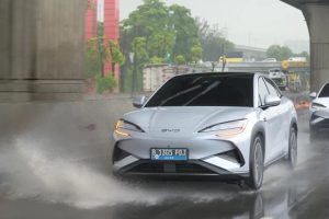 BYD Meledak! Rahasia Penjualan 5.200 Unit Sebulan?