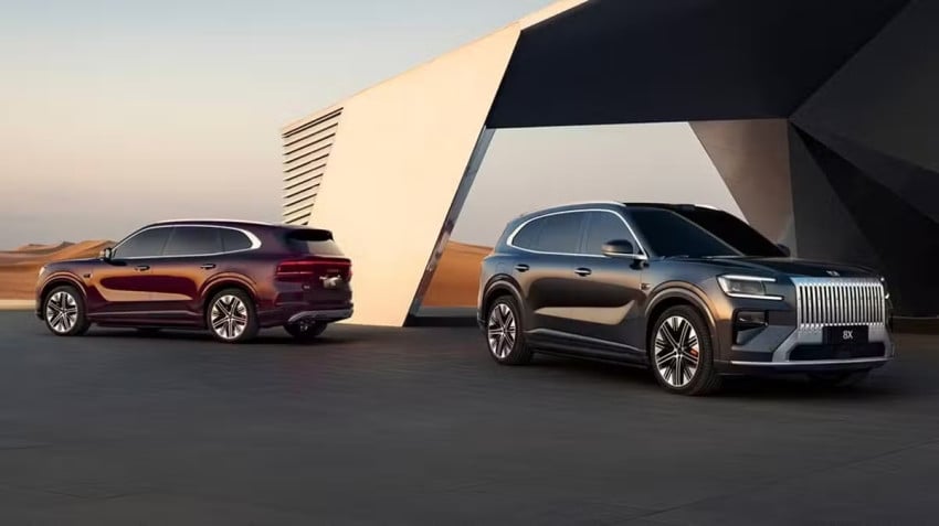 tenaga 1380 hp isi baterai 9 menit lari 29 detik harga zeekr 8x cuma rp777 juta jsn