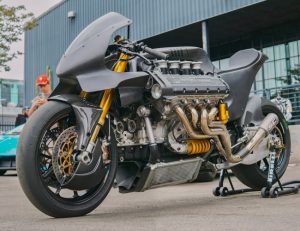 bikin melongo motor v8 ferrari f355 harganya setara supercar