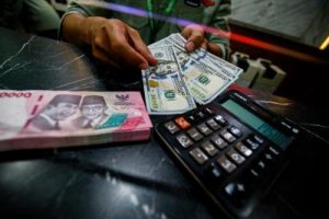Wartakini 16 dolar tembus rp17 600 harga barang siap meroket