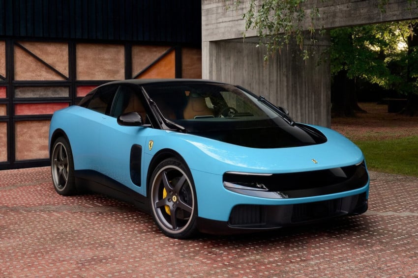 EV Pertama Ferrari Bikin Investor Panik, Ada Apa?