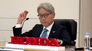 geger honda rugi triliunan target ev dicoret