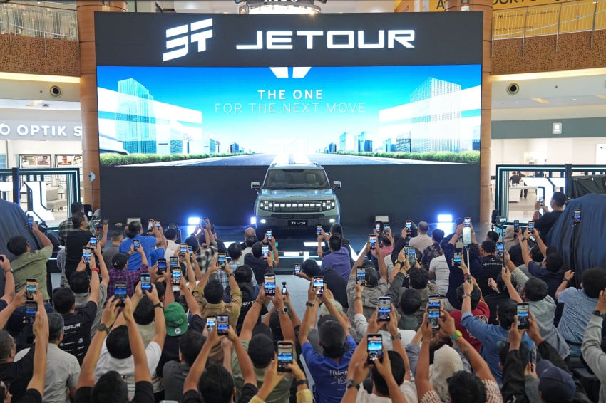 Jetour T1 Bikin Pusing Pilih Bensin Atau Hybrid 12 Jetour T1 Bikin Pusing Pilih Bensin Atau Hybrid