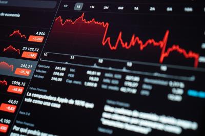 Saham Ini Anjlok Parah Investor Wajib Tahu