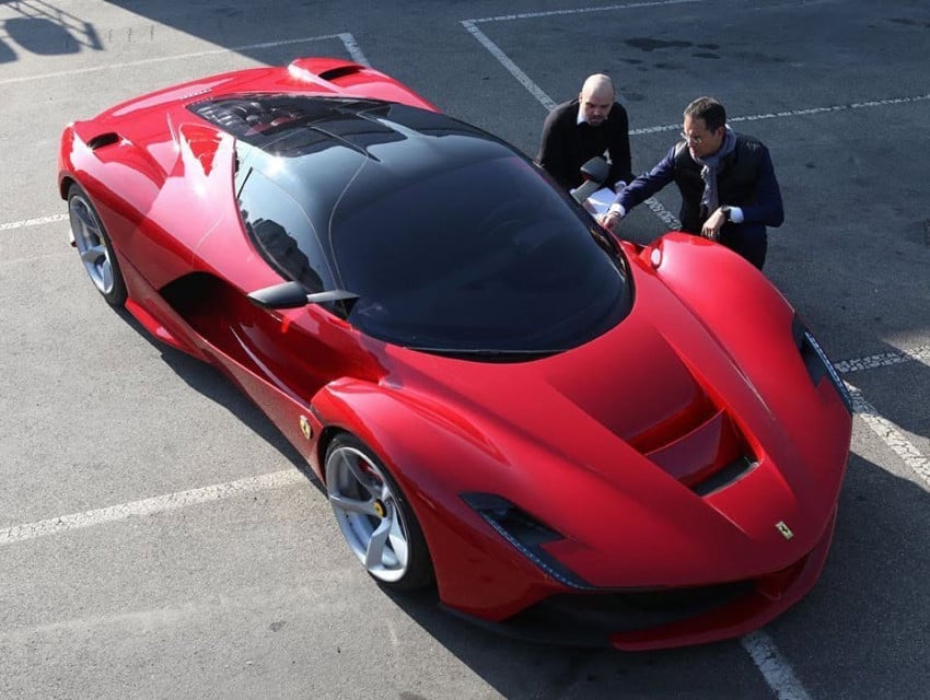 Identitas Desainer SUV Mirip Ferrari Terkuak 13 Identitas Desainer SUV Mirip Ferrari Terkuak