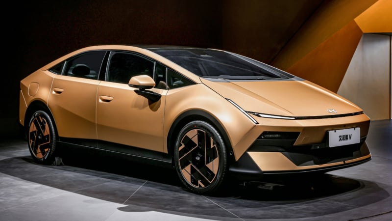 Ioniq V Hyundai Desain Cyberpunk Bikin Gempar 13 Ioniq V Hyundai Desain Cyberpunk Bikin Gempar