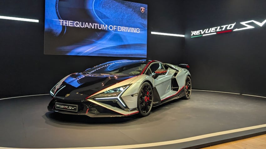 Lamborghini Revuelto SV Menggila Dunia Supercar 12 Lamborghini Revuelto SV Menggila Dunia Supercar