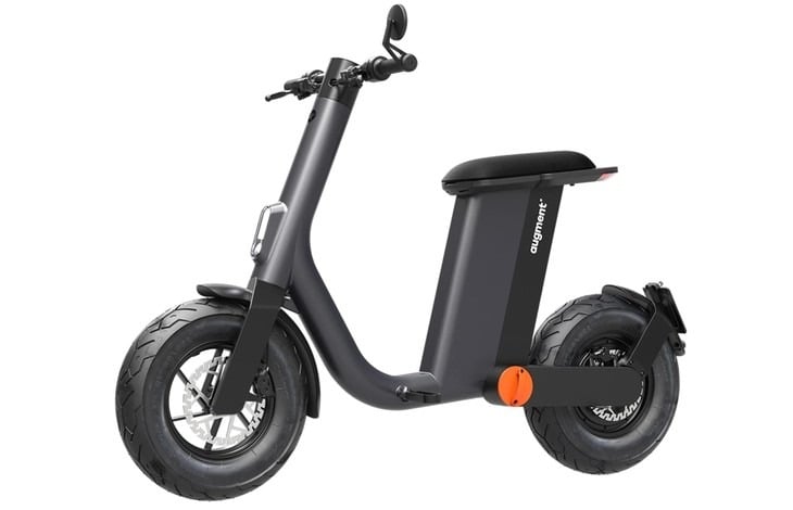 Motor Listrik Lipat Solusi Parkir Sulit Kota