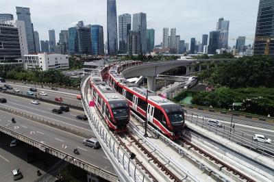 Tanggal Peluncuran LRT Jakarta Bergeser Mengejutkan