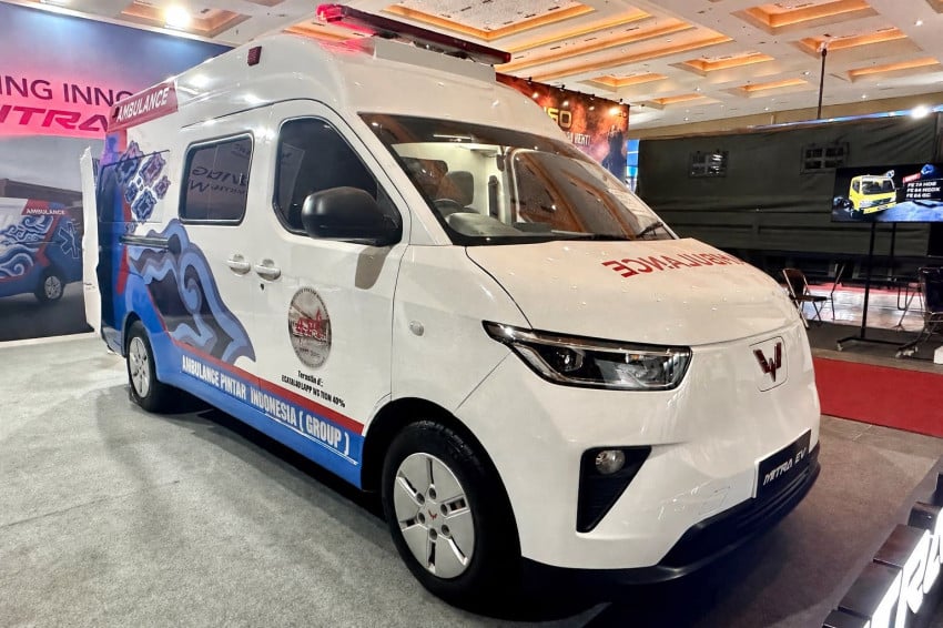 Wuling Pamer Ambulans Listrik Canggih Ini Dia