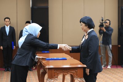 Destry Guncang BI Posisi Krusial Ini Berubah 8 Destry Guncang BI Posisi Krusial Ini Berubah