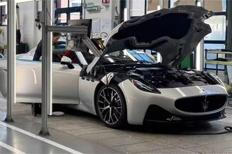 Maserati Siap Gemparkan Pasar EV Dunia 13 Maserati Siap Gemparkan Pasar EV Dunia