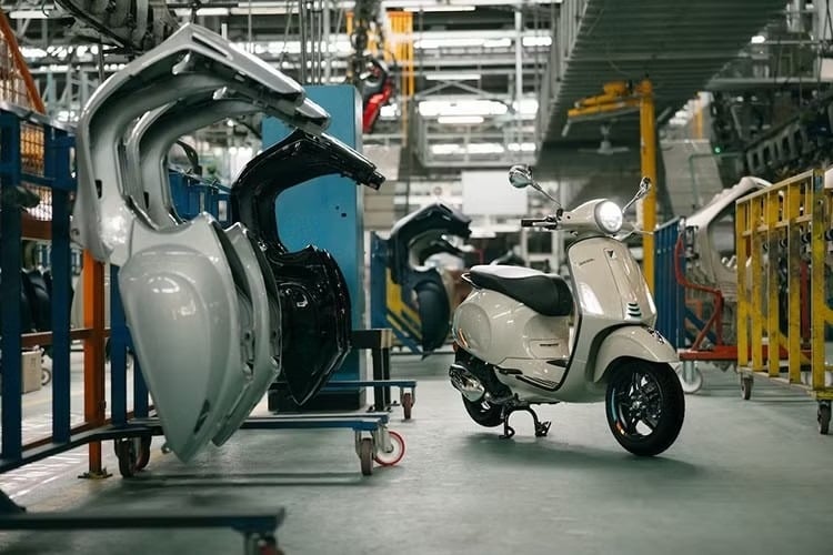 Motor Lain Auto Gigit Jari Vespa Lakukan Ini 12 Motor Lain Auto Gigit Jari Vespa Lakukan Ini