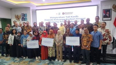 Pahlawan Berita BP BUMN Beri Penghargaan 5 Pahlawan Berita BP BUMN Beri Penghargaan